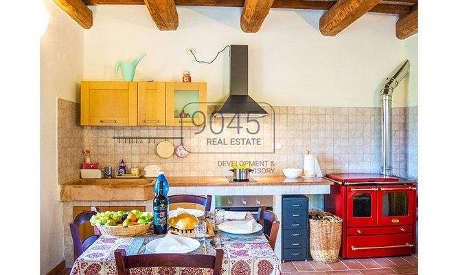 Charmantes Anwesen mit Panoramablick in den Marken