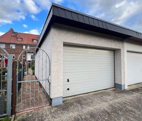 Garage mit Gartenzugang