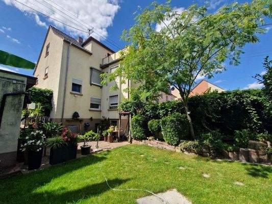 Hausansicht vom Garten