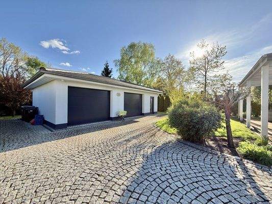 Doppelgarage