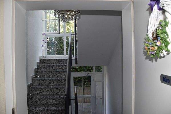 Treppe zum 1. OG