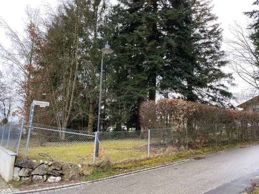 Ansicht  des Grundstücks vom Eichenweg