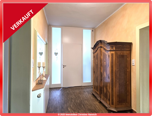 Der Flur mit Blick zur Eingang
