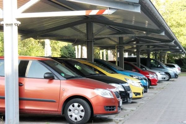 Carportstellplatz möglich