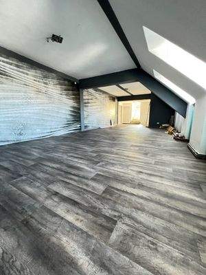 Raum 1 weitwinkel.jpg