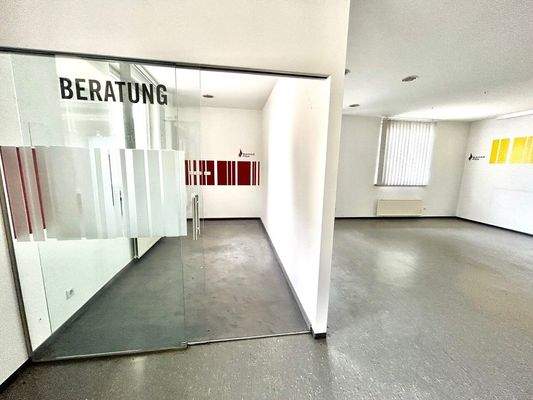 Geschäftsräumlichkeiten UG