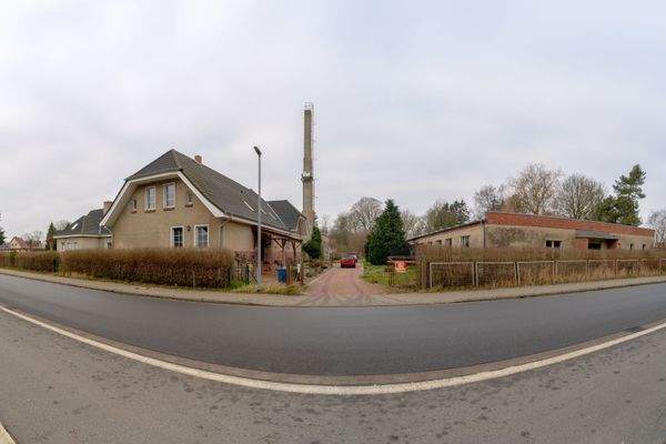 Grundstücksauffahrt 