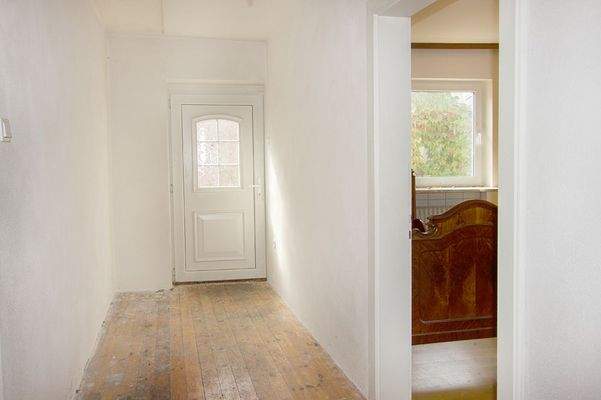 OG1 Flur Blick Richtung Balkon