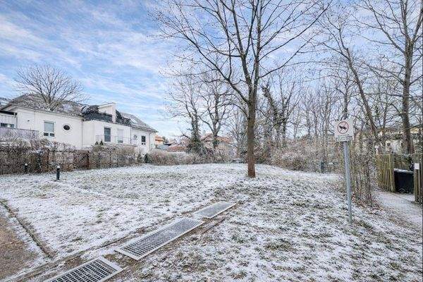 schöne Gemeinschaftsfläche