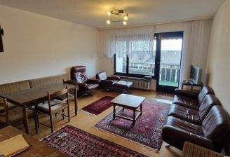 Wohnzimmer mit Loggia