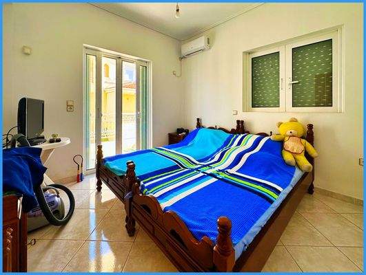 8c8ae5b376cf487782c4c4c636a7f539-original