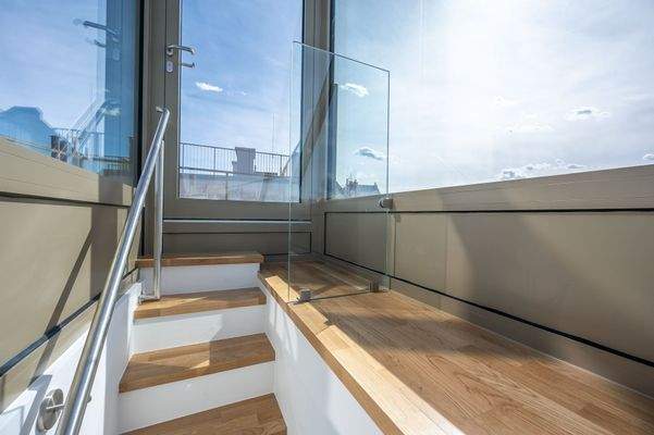 Dachterrassen-Aufgang