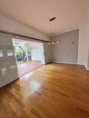 Blick zum Wintergarten