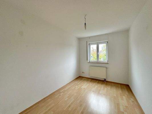 1. OG Schlafzimmer 1