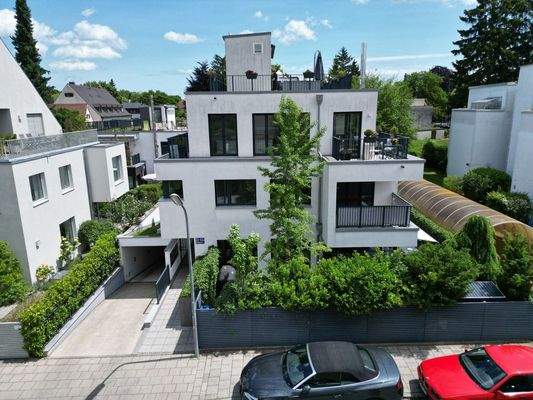 Hausansicht von der Döllingerstraße