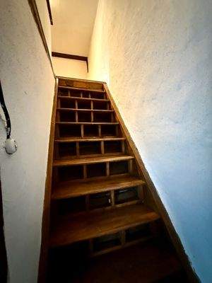 Treppe zum Dachgeschoß