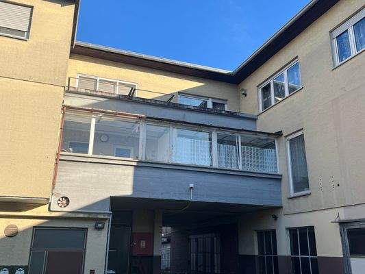 Hinterhaus links Balkone