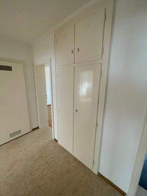 Einbauschrank im Flur