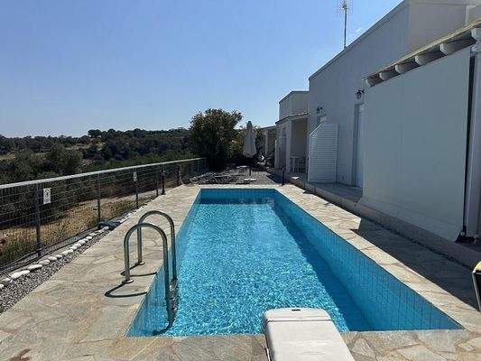 Kreta, Agia Triada: Charmantes Apartment mit Gemeinschaftspool und Meerblick zu verkaufen