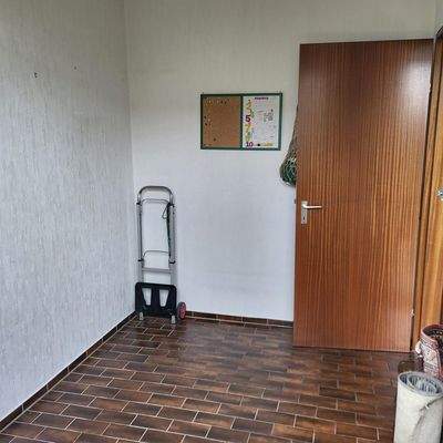 Garderobe Hauswirtschaftsraum