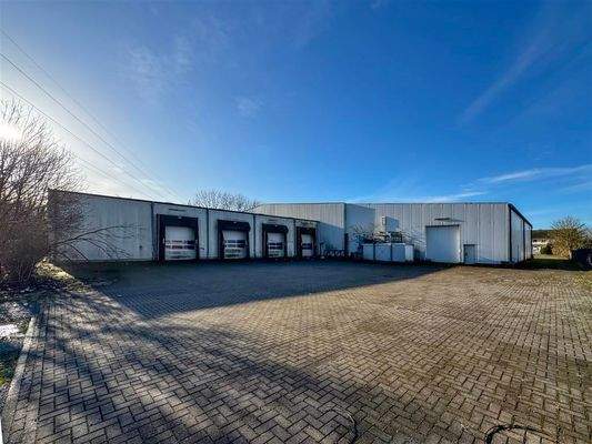 Hallenansicht hinten