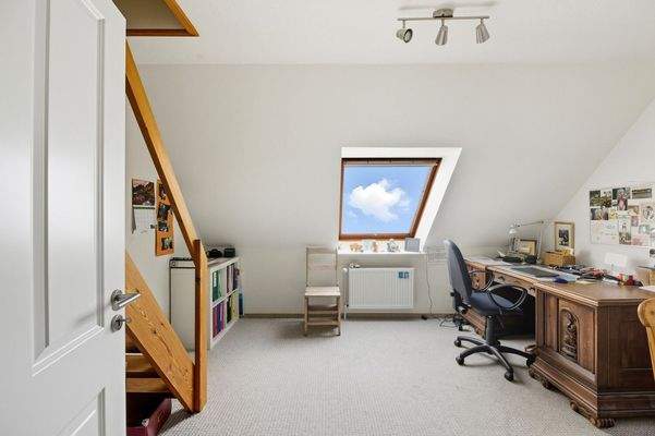 ... und zum Dachboden