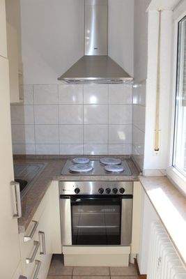 offene Küche mit EBK - II. Teilans.