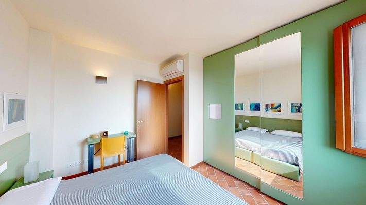 EB-035-432-Appartamento-in-residence-con-piscina-a