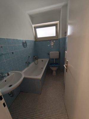 f9284edf-e7d9-4b31-b820-f658825f61c1 (1)