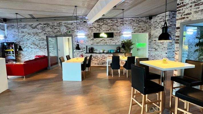 Empfangsbereich und Lounge