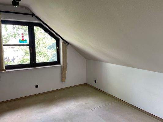 Kinderzimmer / Büro 