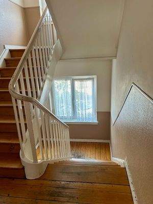 Schleussner Str. 4  HG Treppenhaus