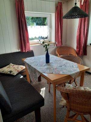 Große Ferienwohnung-Essbereich