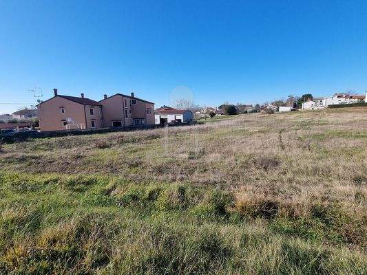 Eingebettet in Istriens sanfte Hügel