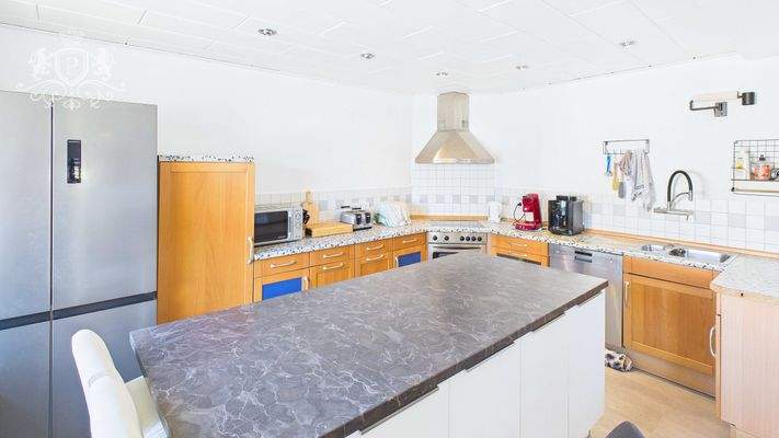 CAM01984G0-PR0423-STILL019