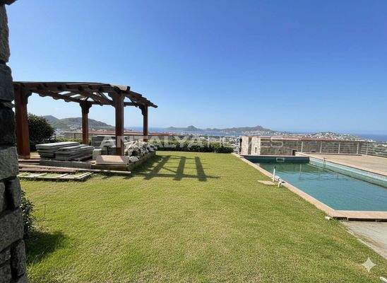Elegant House with Marina Views in Bodrum Yalıkavak