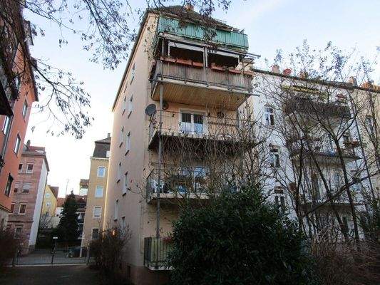 Hausansicht Balkonseite