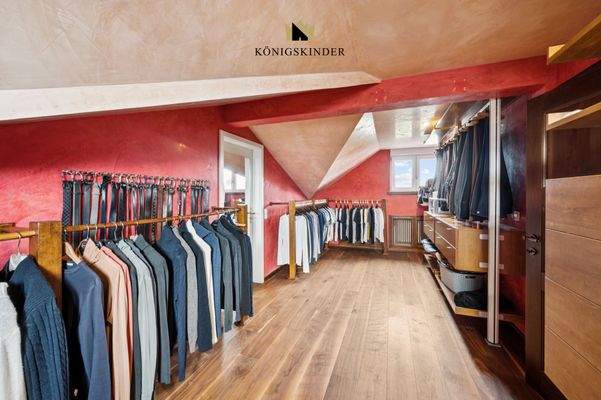 Tolles Ankleidezimmer