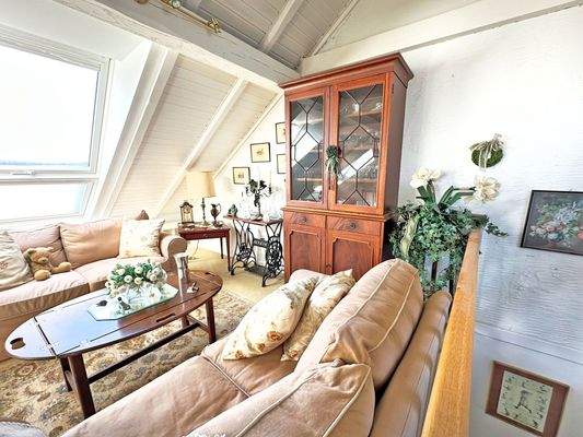 Toller Raum im ausgebauten Spitzboden