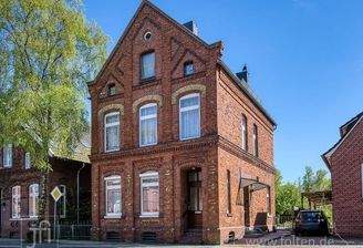 wunderschöner Backsteingiebel