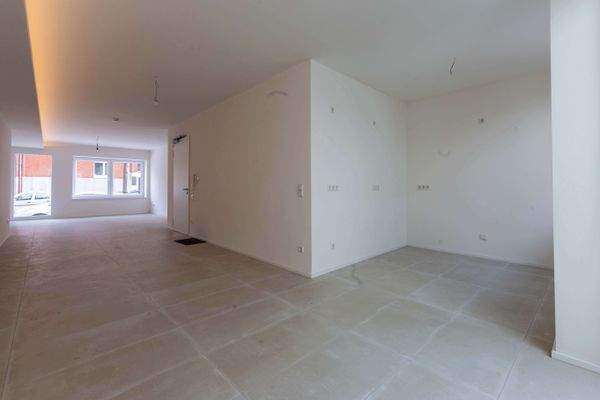 Wohnzimmer mit Küchennische