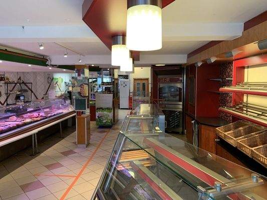 Blick zur Ladentheke Bäcker