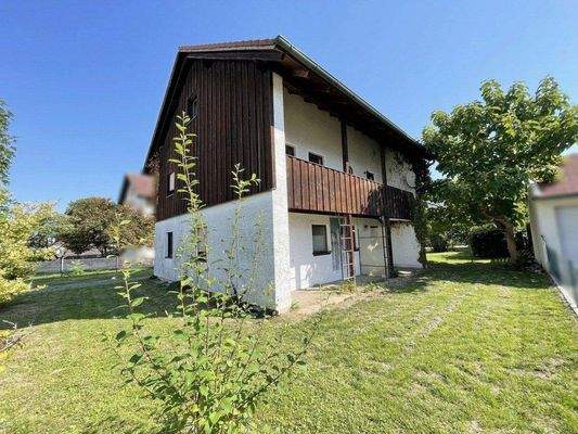 Aussenansicht Boden schräg rechts.jpg