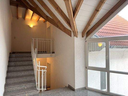 Zugang zur DG Wohnung