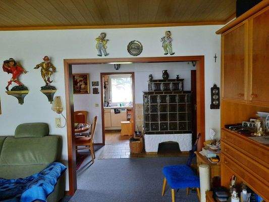 Wohnzimmer_Kachelofen_EG