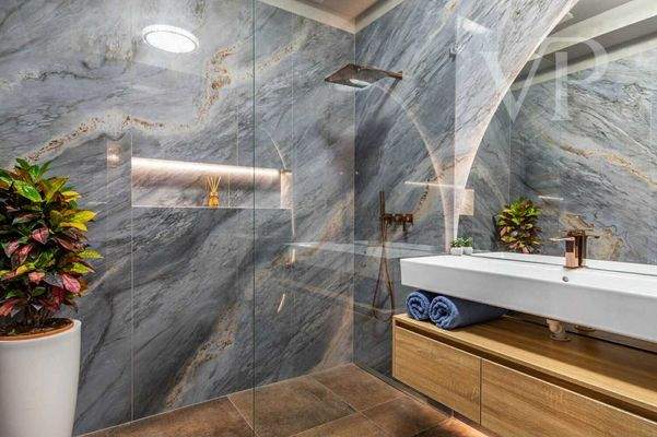 b07771af-8d67-4dca-aaf6-24284ecb3016