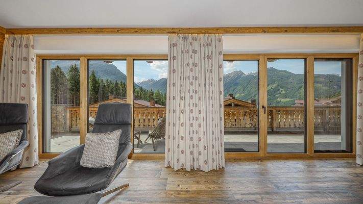 KITZIMMO-Exklusives Nationalpark Chalet in sonniger Ruhelage - Immobilien Neukirchen.