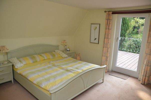 8992MS-16 Schlafzimmer DG