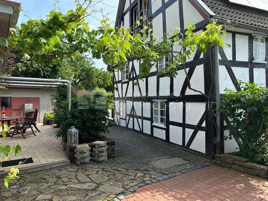 Zugang Garten - Außenküche