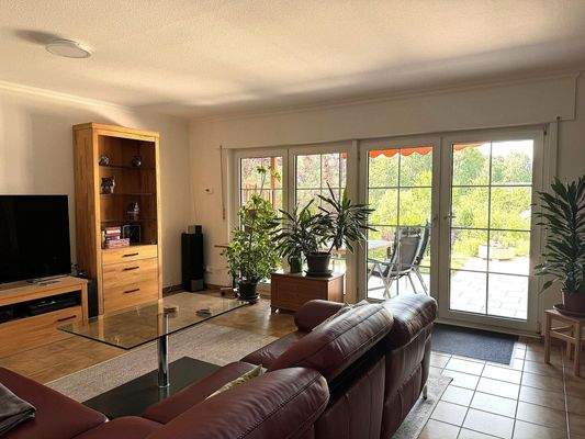 03-Wohnzimmer